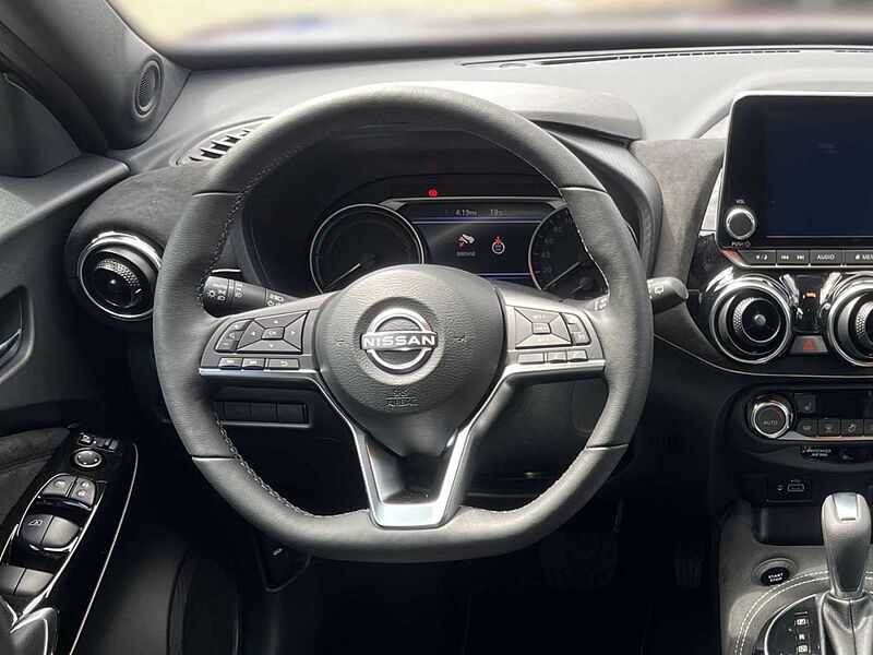 Nissan Juke 1.6 Hybrid N-Design Winter Alcantara BOSE