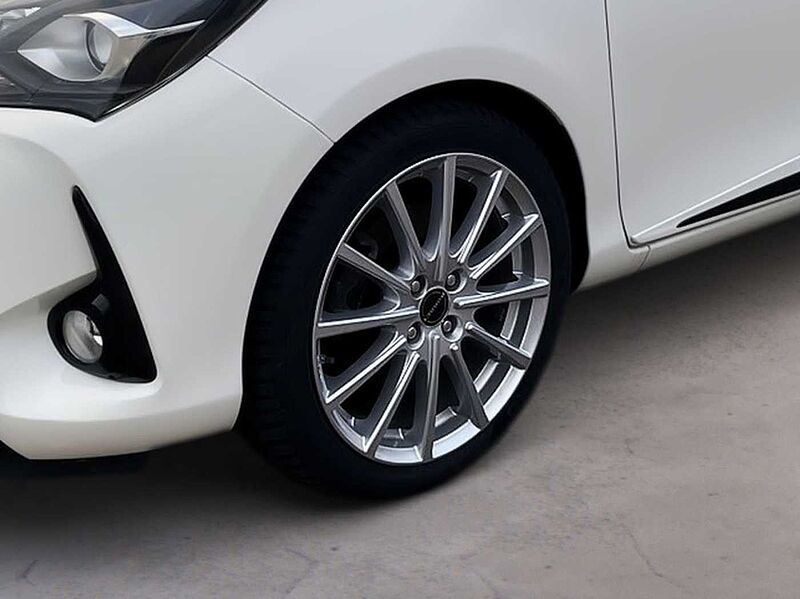 Toyota Yaris 1.5 Dual-VVT-i Hybrid GR Sport 17' AWR