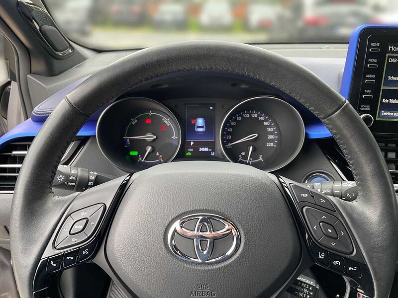 Toyota C-HR 2.0 Hybrid Style Selection Kamera Navi