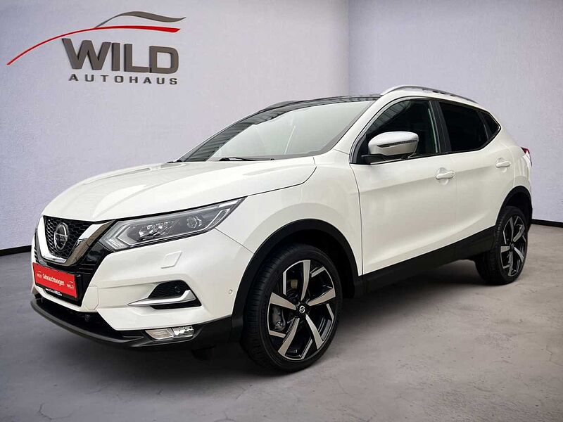 Nissan Qashqai 1.7 dCi Tekna + 4x4 Kamera Navi Pano LED