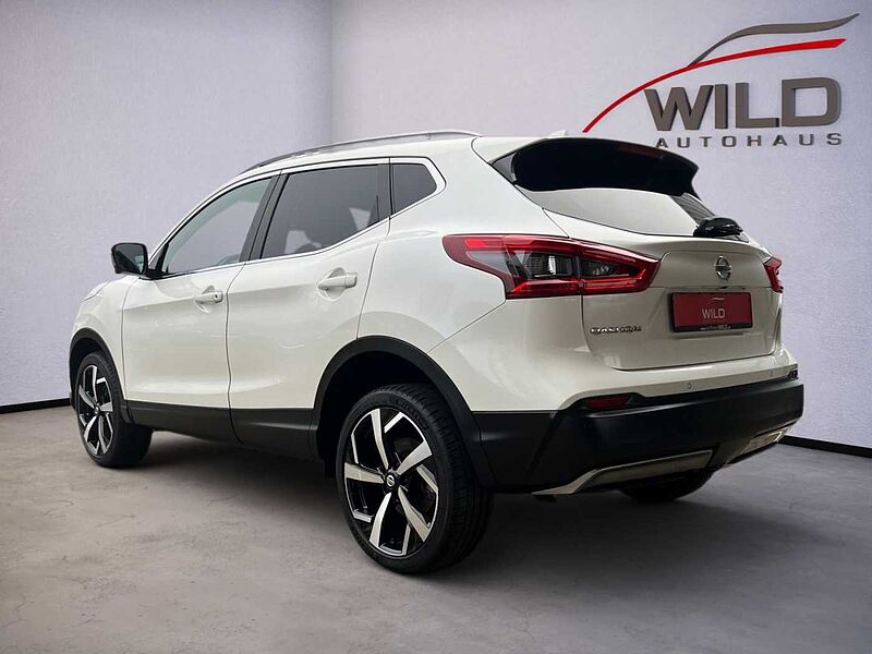 Nissan Qashqai 1.7 dCi Tekna + 4x4 Kamera Navi Pano LED