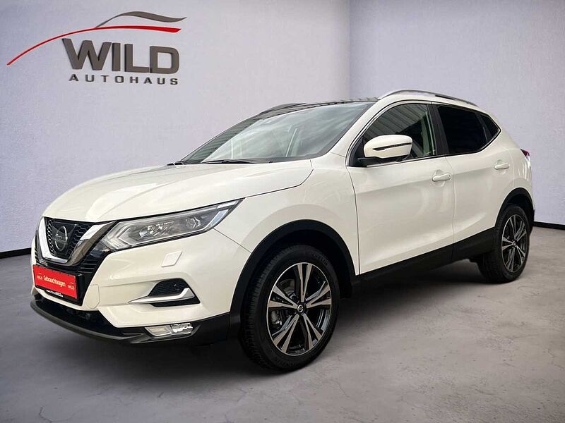 Nissan Qashqai 1.3 DIG-T N-Connecta LED AHK Pano 360°