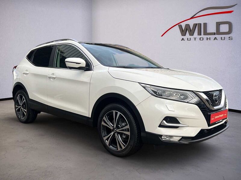 Nissan Qashqai 1.3 DIG-T N-Connecta LED AHK Pano 360°