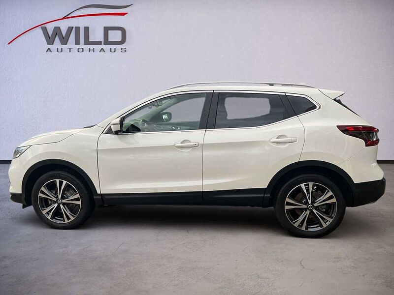 Nissan Qashqai 1.3 DIG-T N-Connecta LED AHK Pano 360°