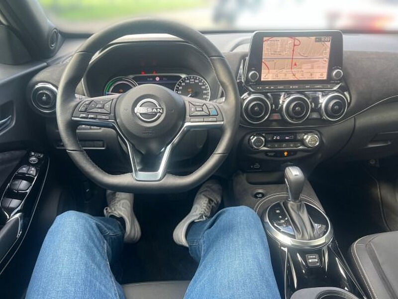 Nissan Juke 1.6  Hybrid N-Design Winter Alcantara Navi